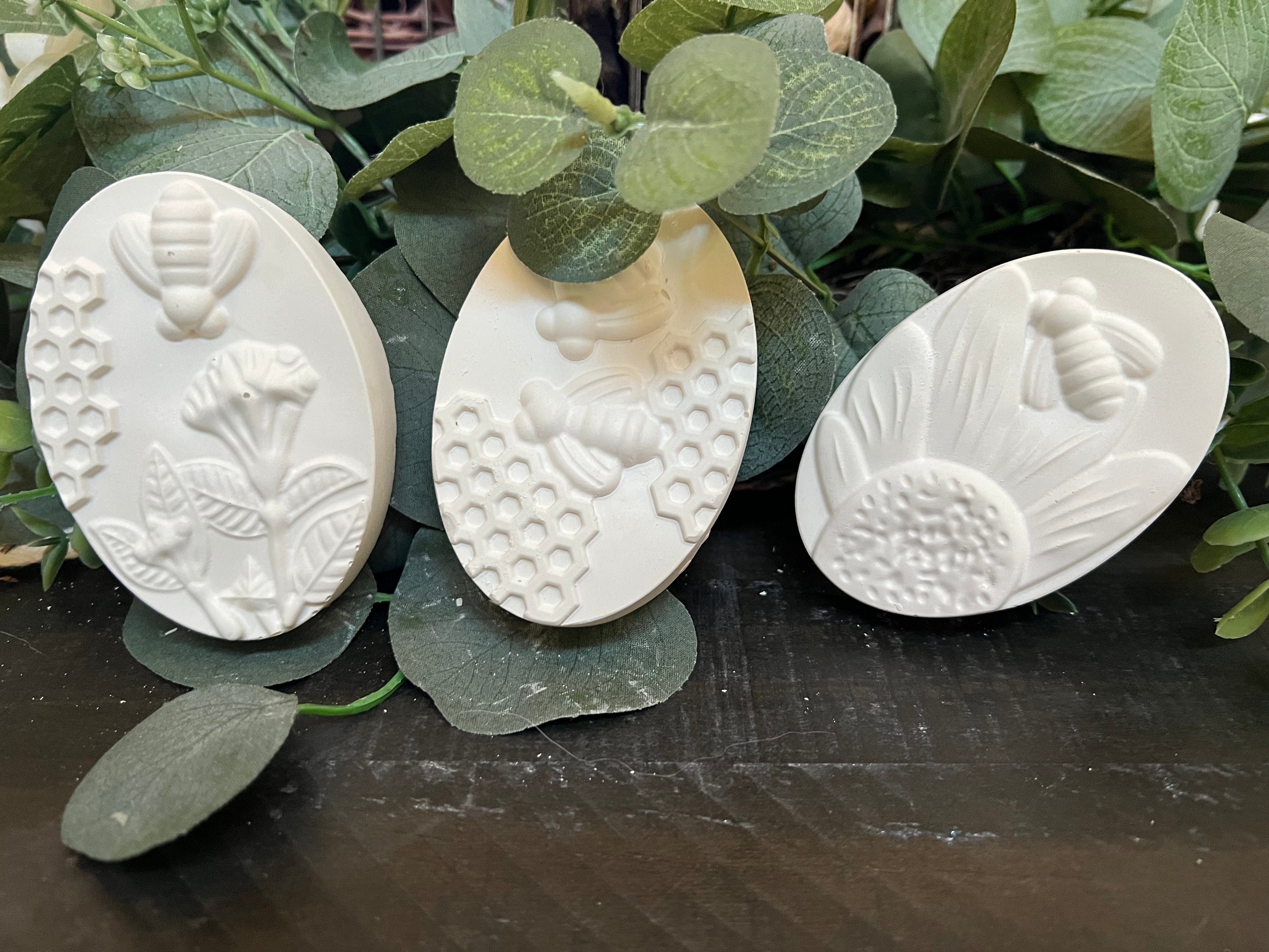 Meant to BEE Scent Stone Wedding Favors